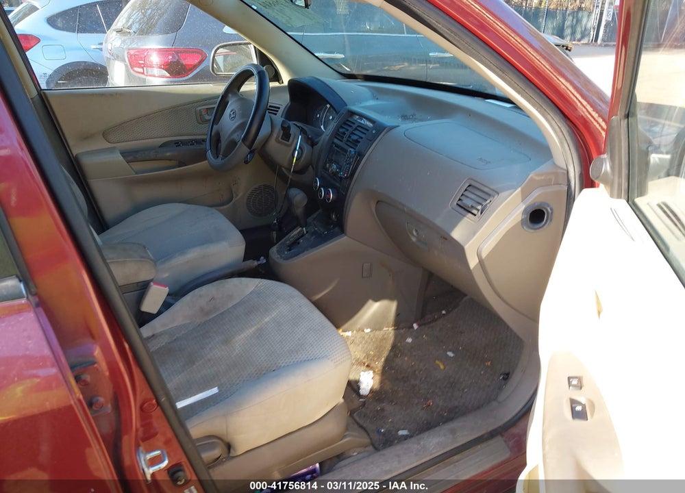 2009 HYUNDAI TUCSON VIN: KM8JM12B49U041102