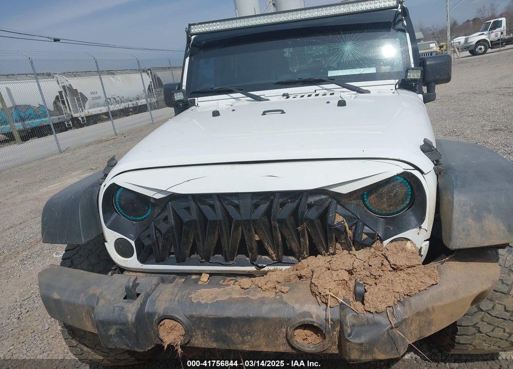2015 JEEP WRANGLER UNLIMITED VIN: 1C4BJWDG3FL667300