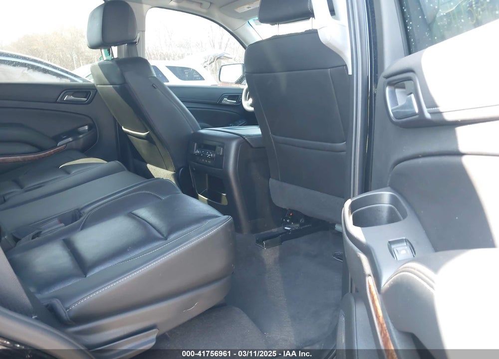 2019 CHEVROLET TAHOE VIN: 1GNSKCKC4KR125987