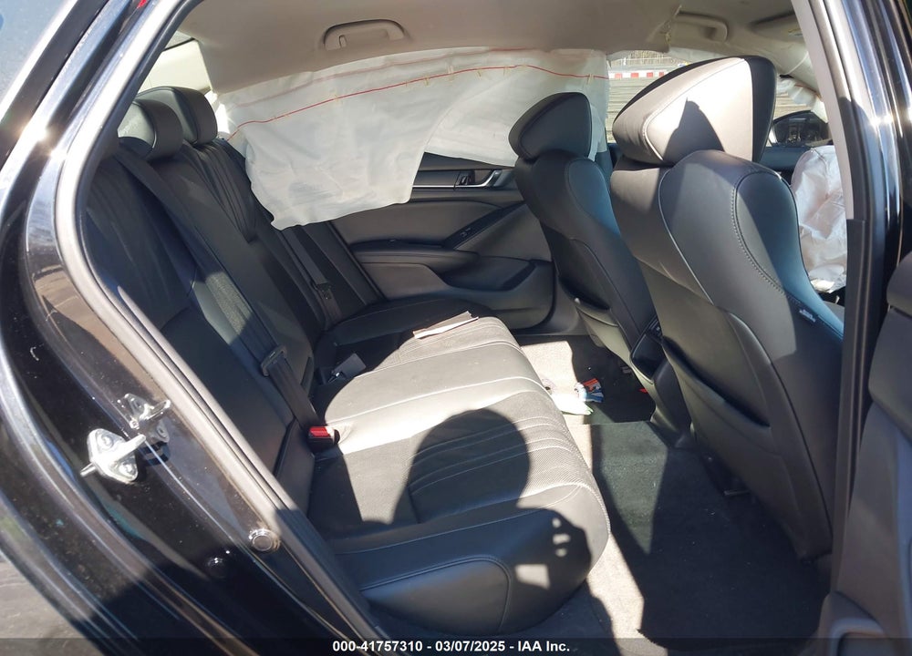2022 HONDA ACCORD VIN: 1HGCV1F45NA073527