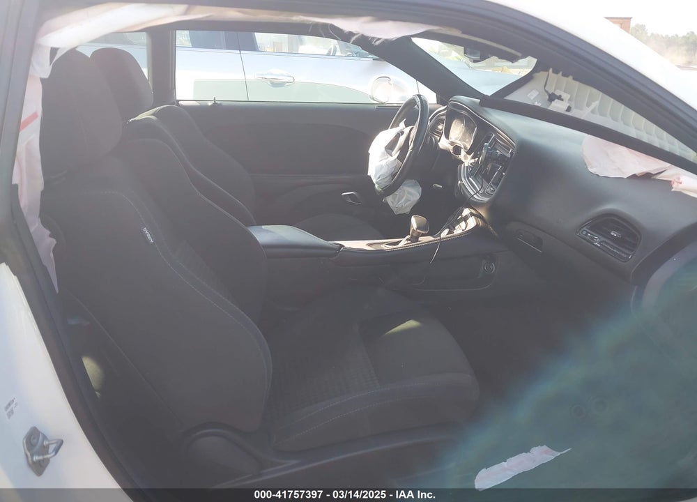 2019 DODGE CHALLENGER VIN: 2C3CDZBT8KH550952