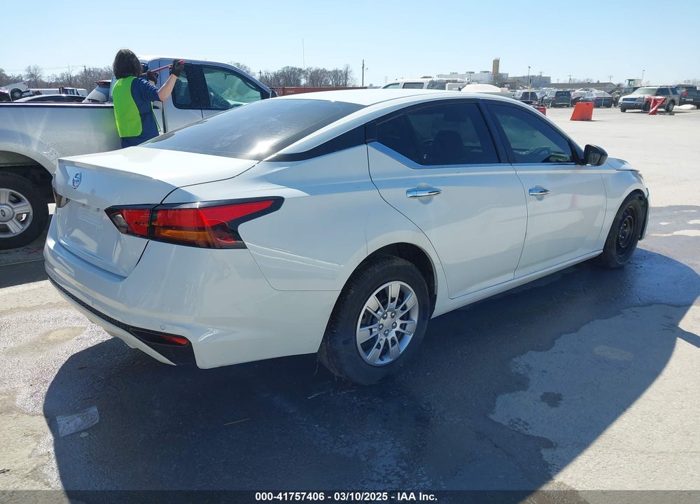 2022 NISSAN ALTIMA S FWD VIN: 1N4BL4BV6NN349194