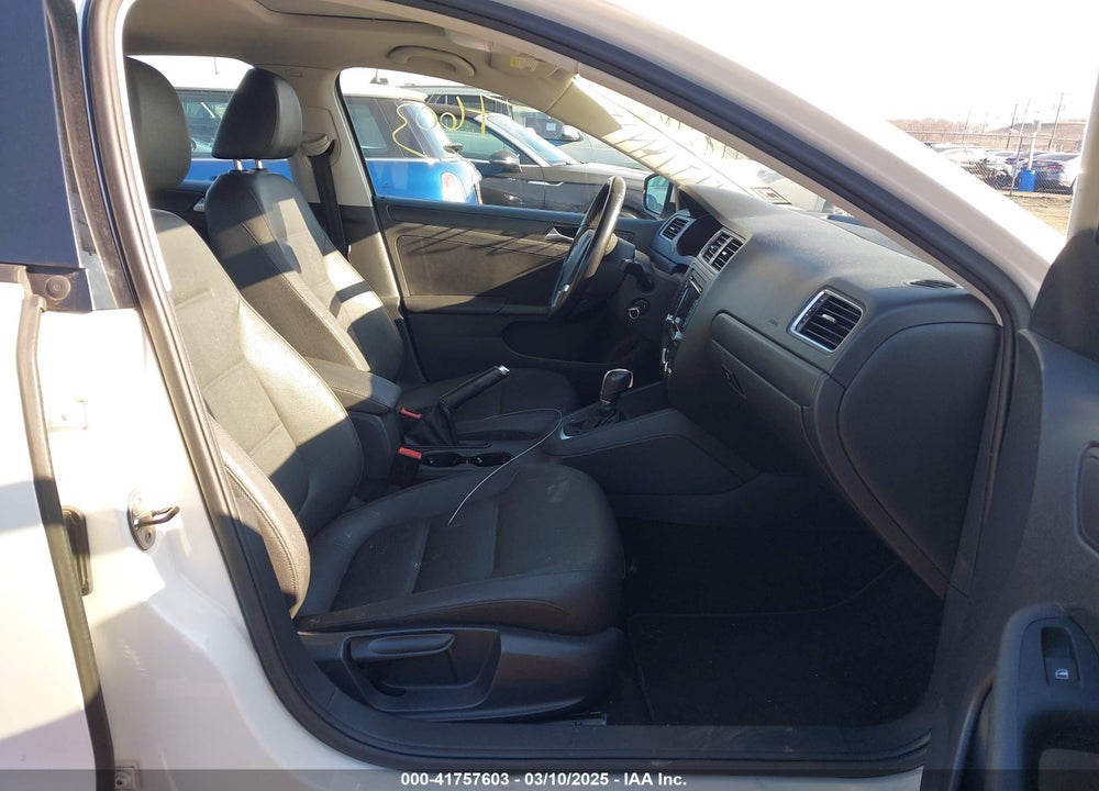 2012 VOLKSWAGEN JETTA VIN: 3VWDP7AJ9CM373680
