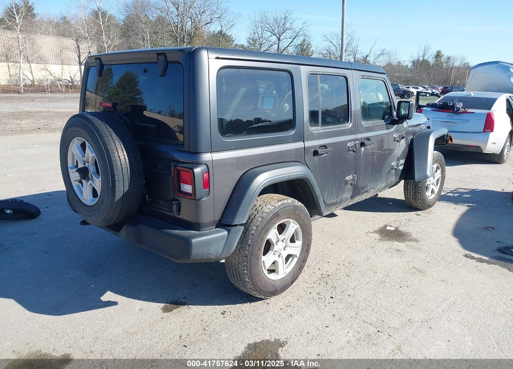2018 JEEP WRANGLER UNLIMITED VIN: 1C4HJXDG4JW132516