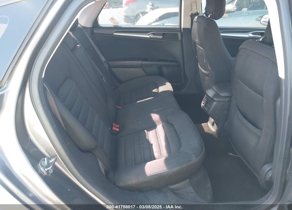 2013 FORD FUSION VIN: 3FA6P0H79DR327628