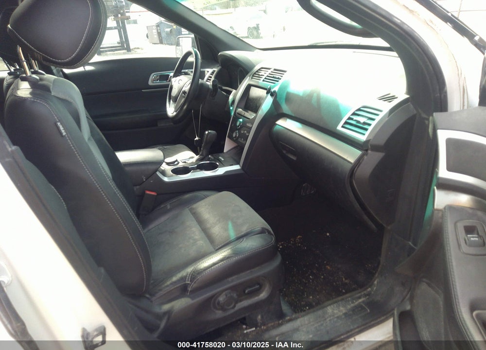 2015 FORD EXPLORER XLT VIN: 1FM5K8D83FGB77880