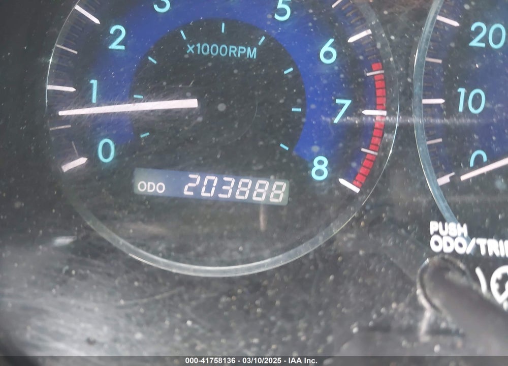 2008 TOYOTA SIENNA VIN: 5TDBK22C28S012097