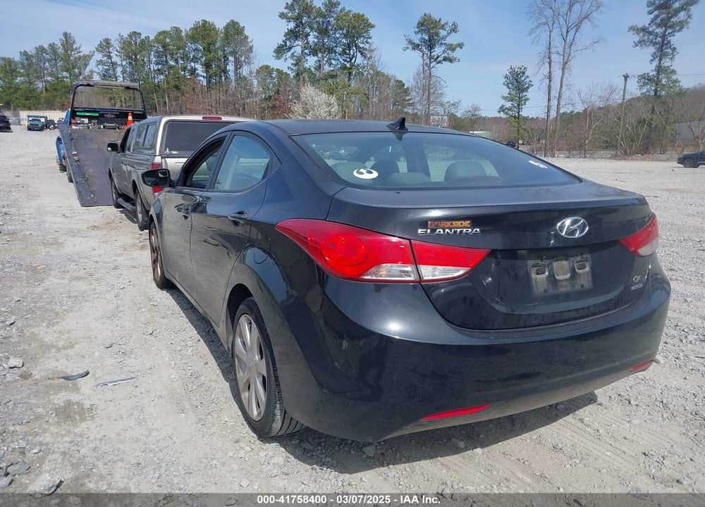 2011 HYUNDAI ELANTRA VIN: 5NPDH4AE8BH008610