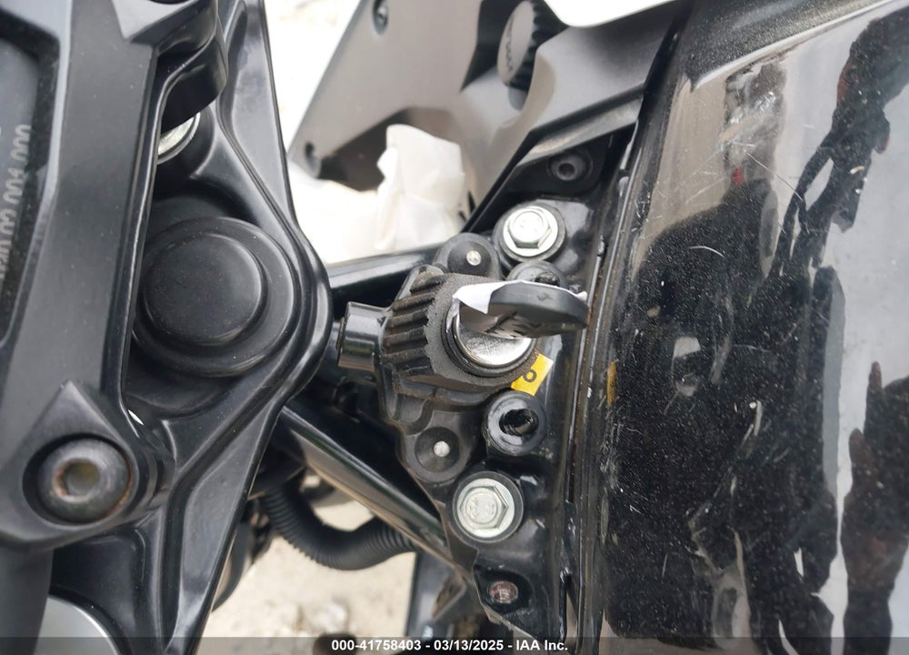2022 KTM 390 DUKE VIN: MD2JPJ400NC252749