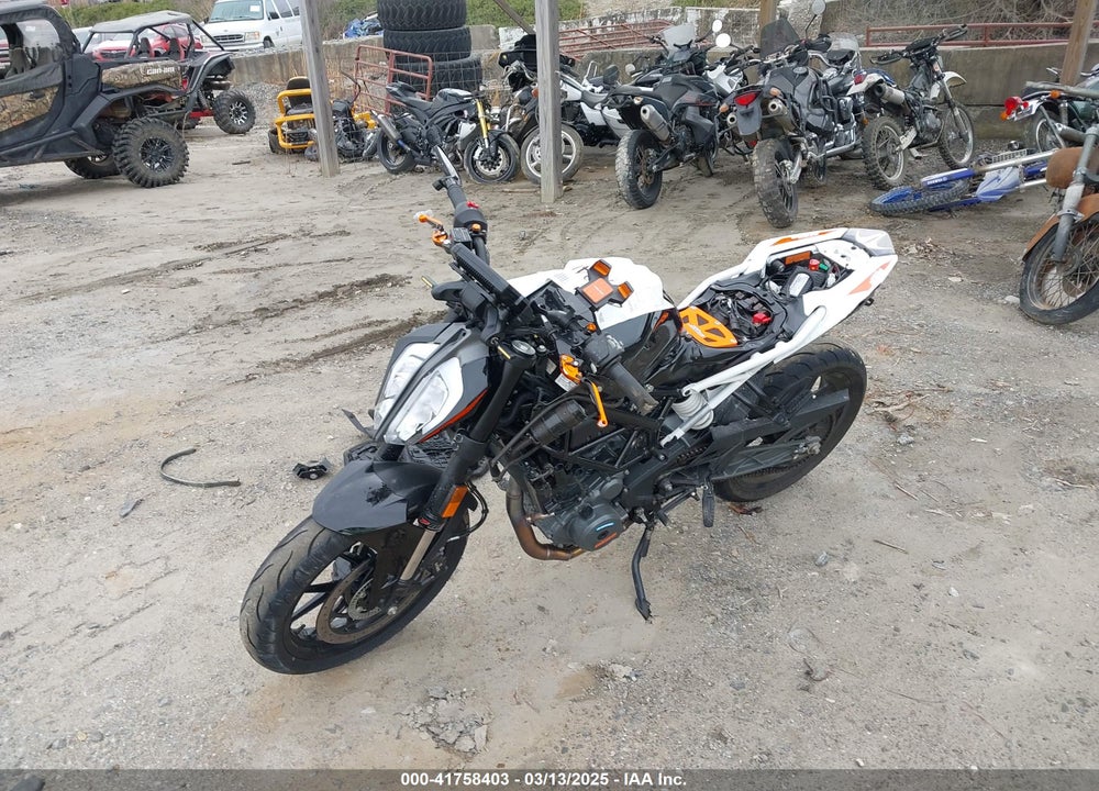 2022 KTM 390 DUKE VIN: MD2JPJ400NC252749