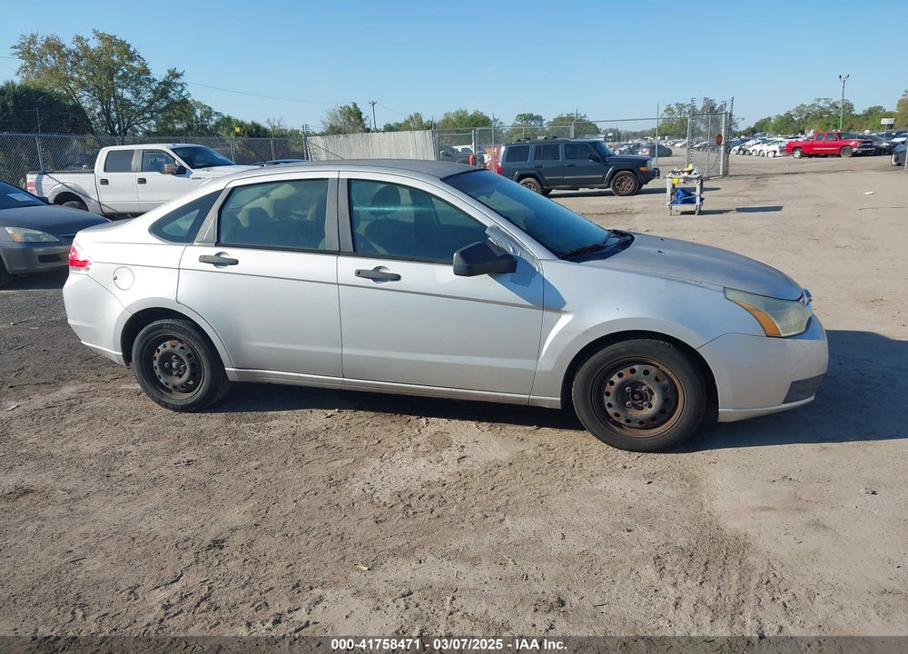 2009 FORD FOCUS S VIN: 1FAHP34N79W221813