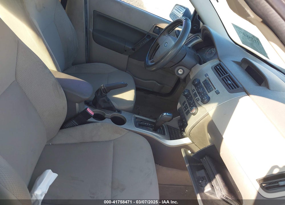 2009 FORD FOCUS S VIN: 1FAHP34N79W221813