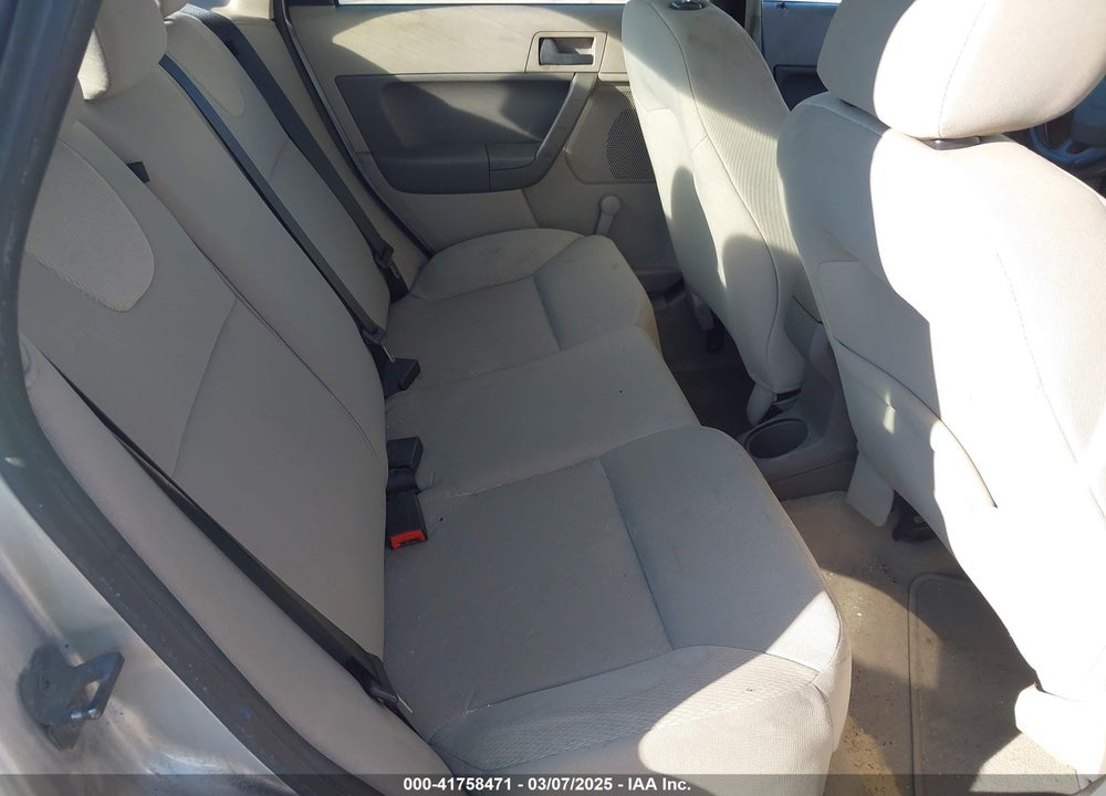 2009 FORD FOCUS S VIN: 1FAHP34N79W221813