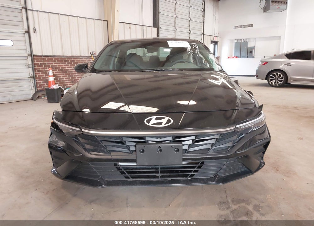 2024 HYUNDAI ELANTRA VIN: KMHLM4DG3RU845491