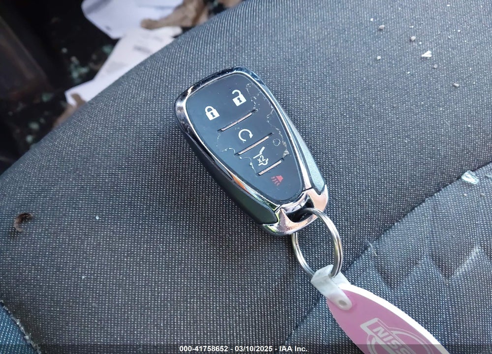 2019 CHEVROLET EQUINOX VIN: 2GNAXUEV2K6251969