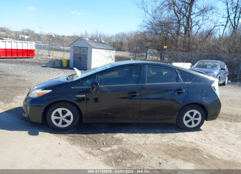 2013 TOYOTA PRIUS VIN: JTDKN3DU8D5649580