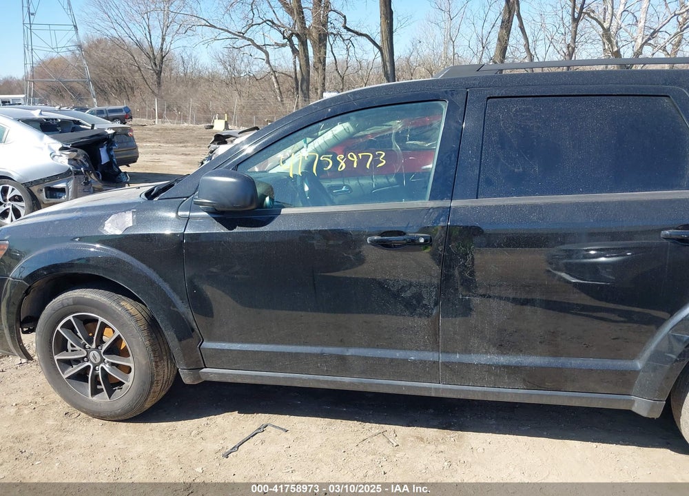 2018 DODGE JOURNEY SE VIN: 3C4PDCAB1JT527148
