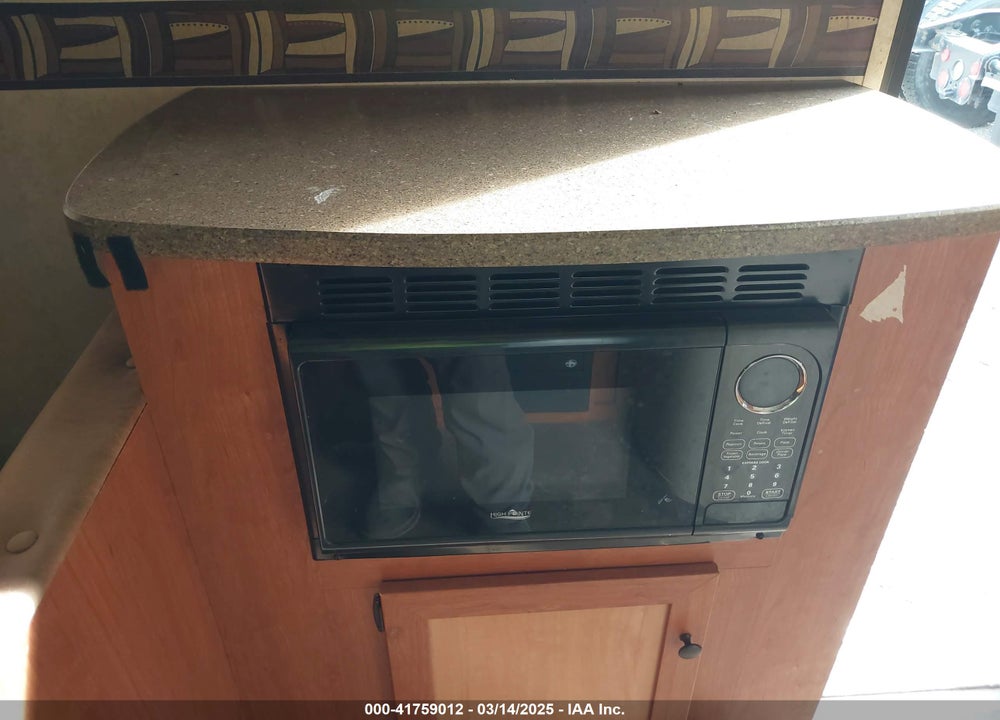 2013 GULFSTREAM 23RBK VIN: 1NL1DTK23D1029284