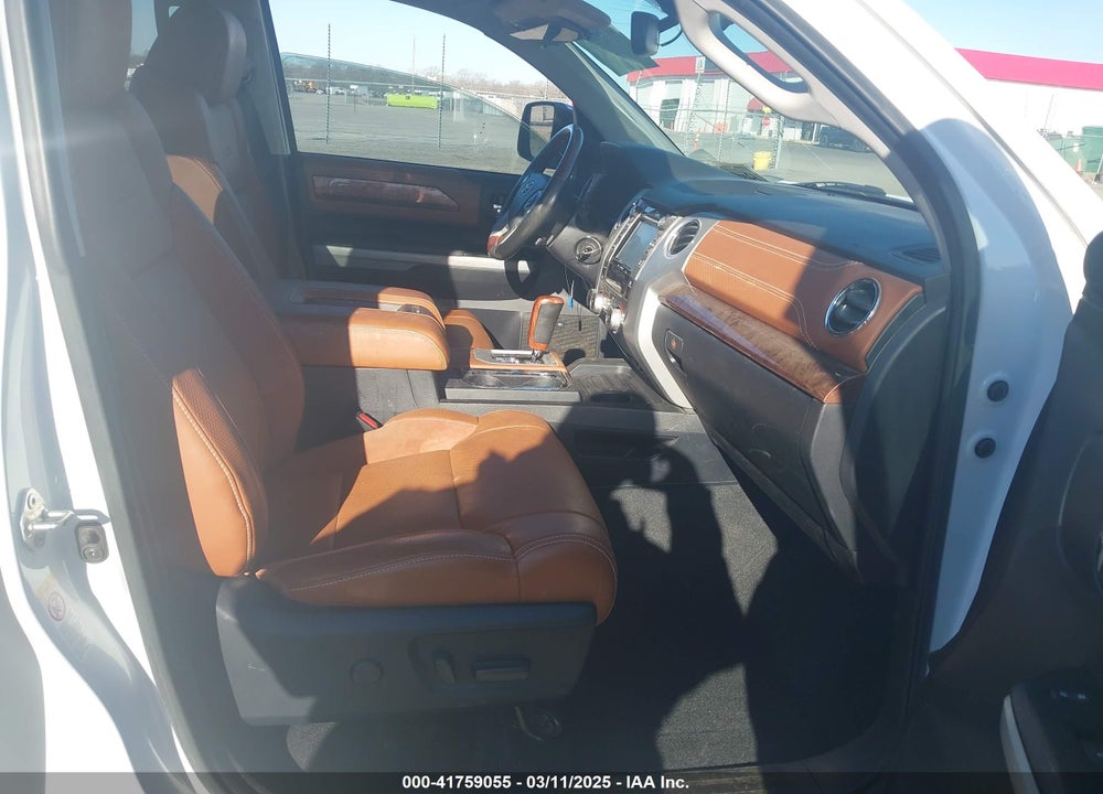 2018 TOYOTA TUNDRA VIN: 5TFAW5F14JX735296