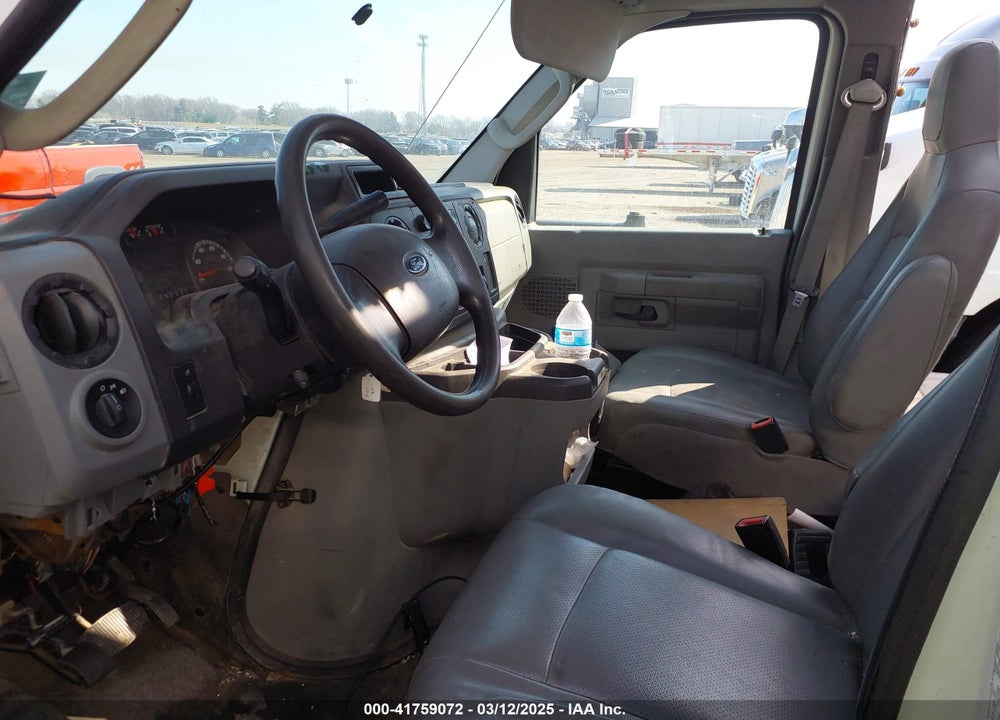 2016 FORD E-350 CUTAWAY VIN: 1FDWE3FL8GDC04915