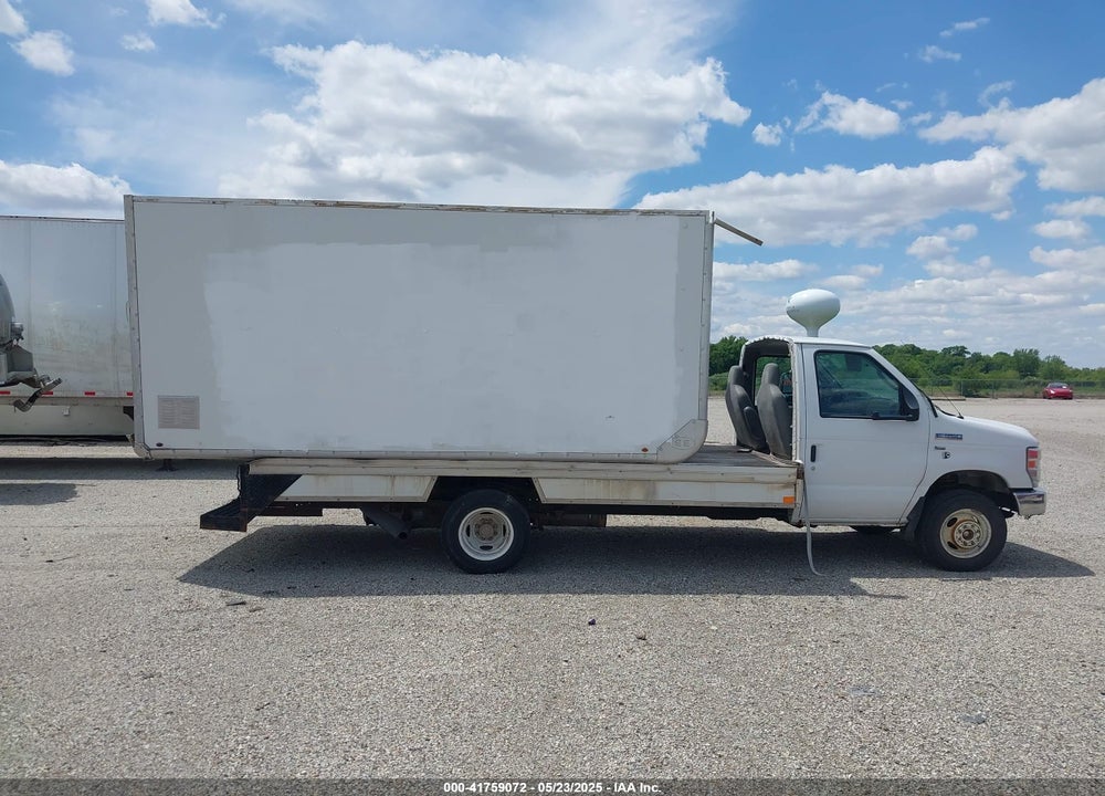 2016 FORD E-350 CUTAWAY VIN: 1FDWE3FL8GDC04915
