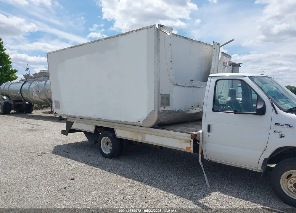 2016 FORD E-350 CUTAWAY VIN: 1FDWE3FL8GDC04915