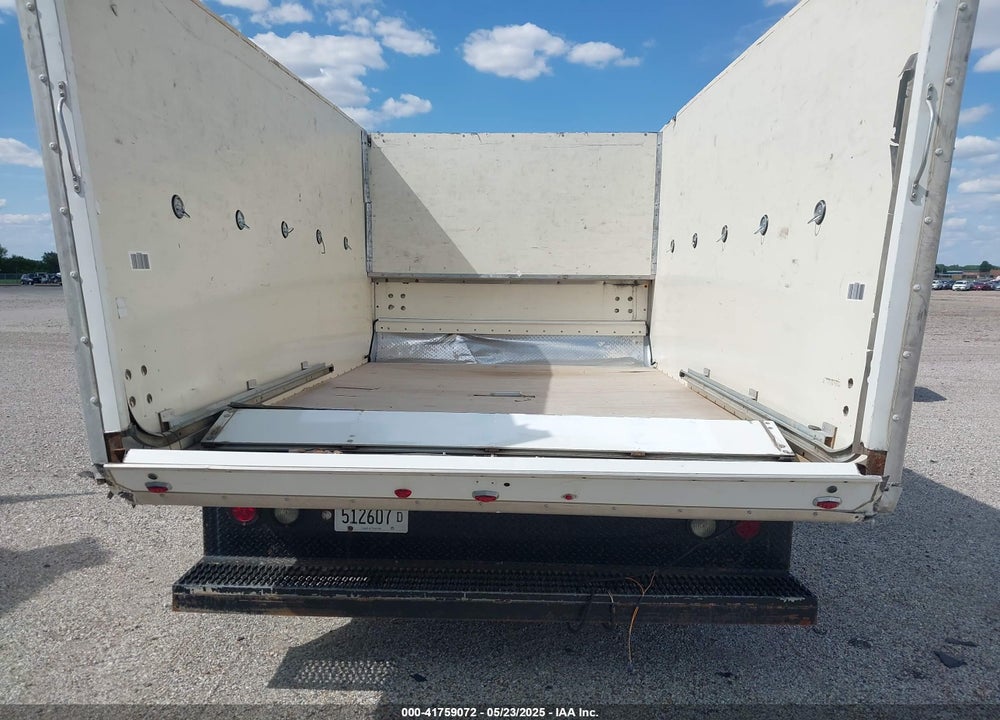 2016 FORD E-350 CUTAWAY VIN: 1FDWE3FL8GDC04915