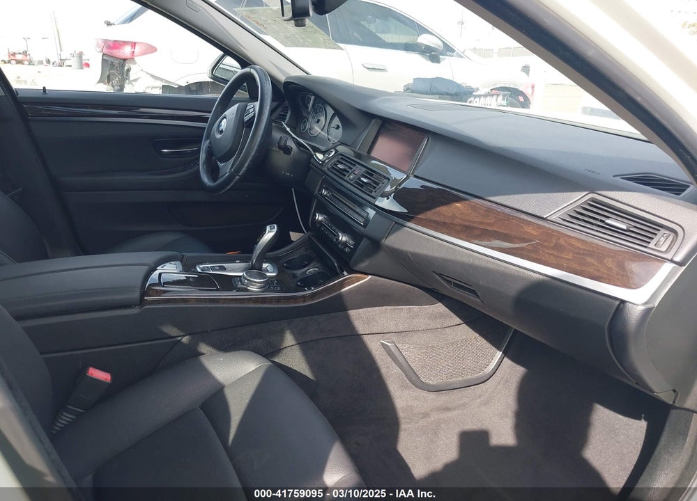 2015 BMW 528I VIN: WBA5A5C55FD518269