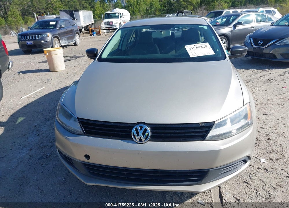 2014 VOLKSWAGEN JETTA VIN: 3VW2K7AJ3EM207910