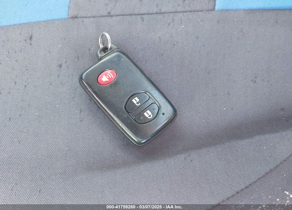2011 TOYOTA PRIUS TWO VIN: JTDKN3DU3B0299169