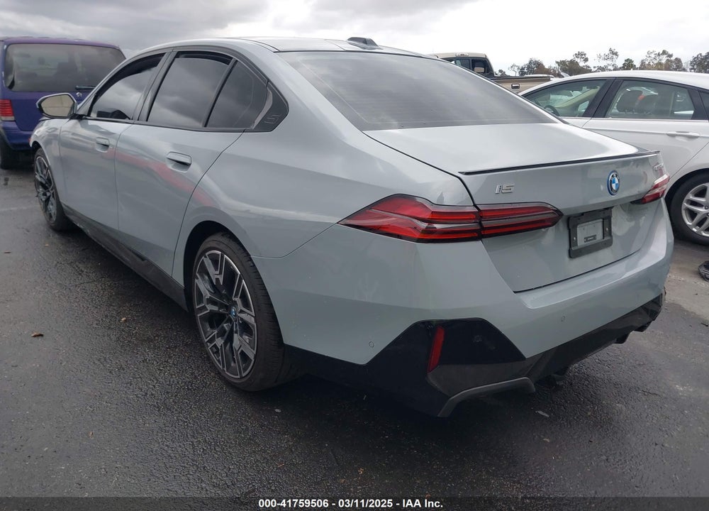 2024 BMW I5 EDRIVE40 VIN: WBY33FK05RCP53702
