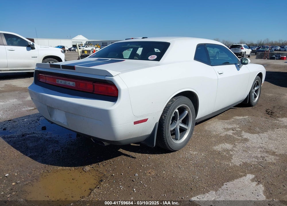 2011 DODGE CHALLENGER VIN: 2B3CJ4DG5BH602787