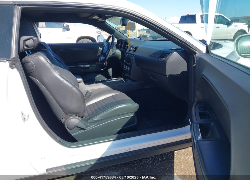 2011 DODGE CHALLENGER VIN: 2B3CJ4DG5BH602787