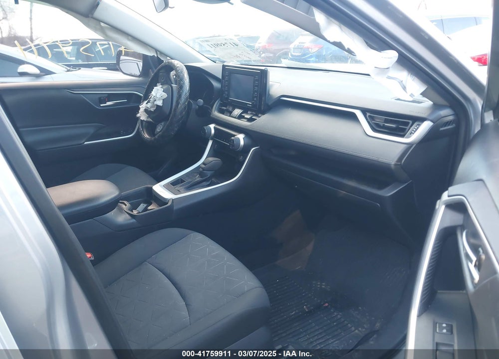 2021 TOYOTA RAV4 XLE VIN: 2T3P1RFV0MW191133