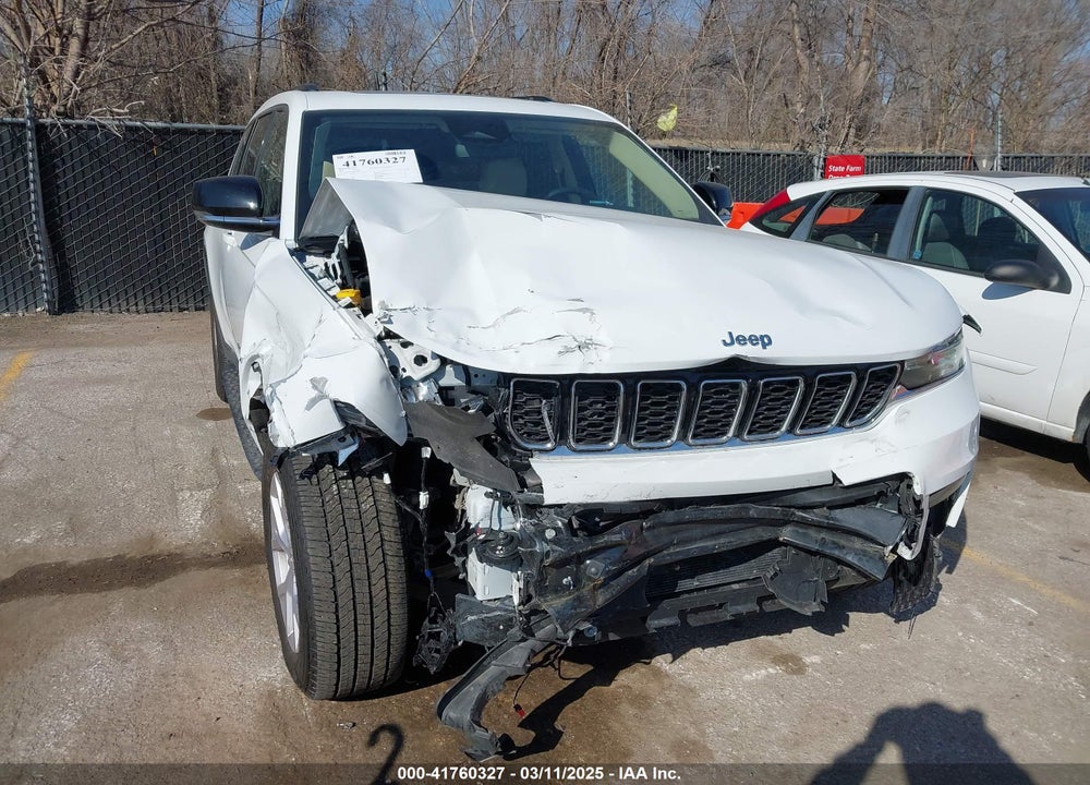 2022 JEEP GRAND CHEROKEE L LIMITED 4X4 VIN: 1C4RJKBG8N8586661