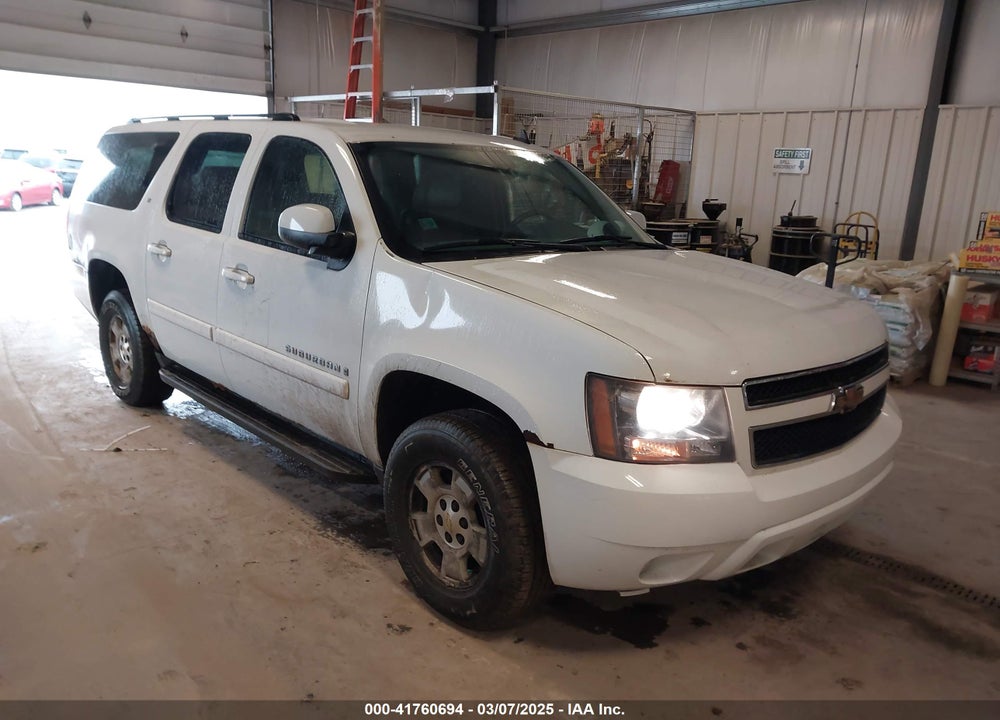 2008 CHEVROLET SUBURBAN 1500 LT VIN: 1GNFK163X8J227012