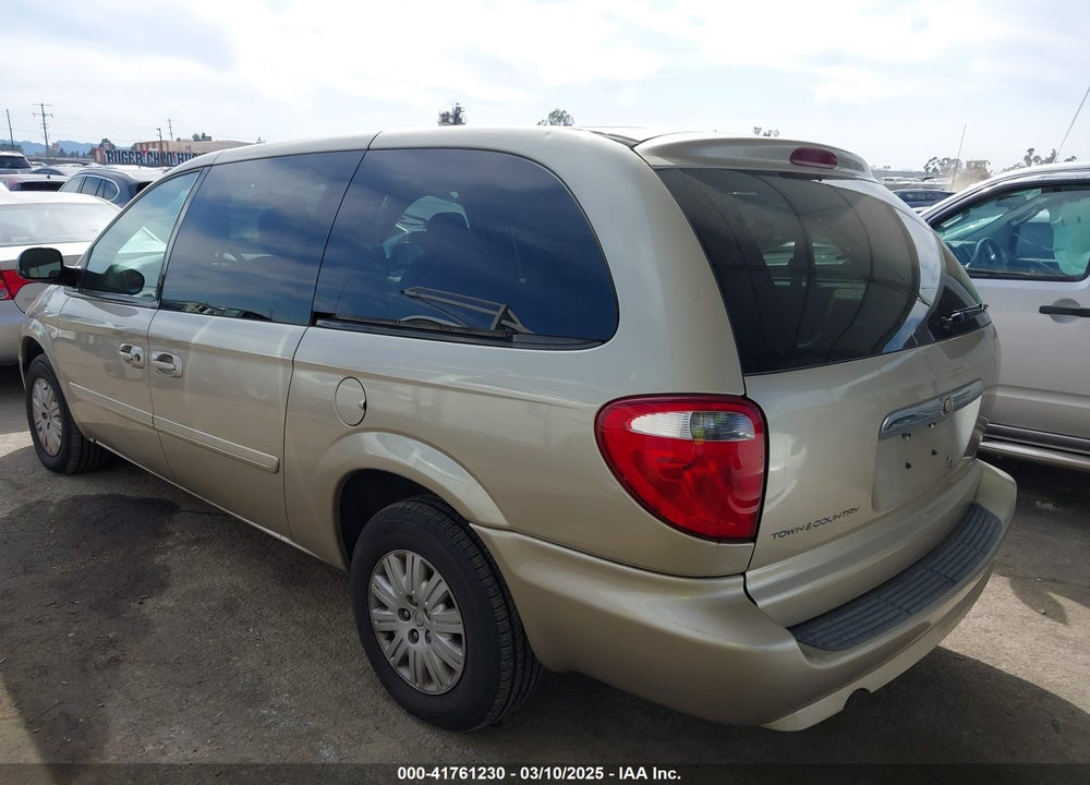 2007 CHRYSLER TOWN & COUNTRY VIN: 2A4GP44R57R166826