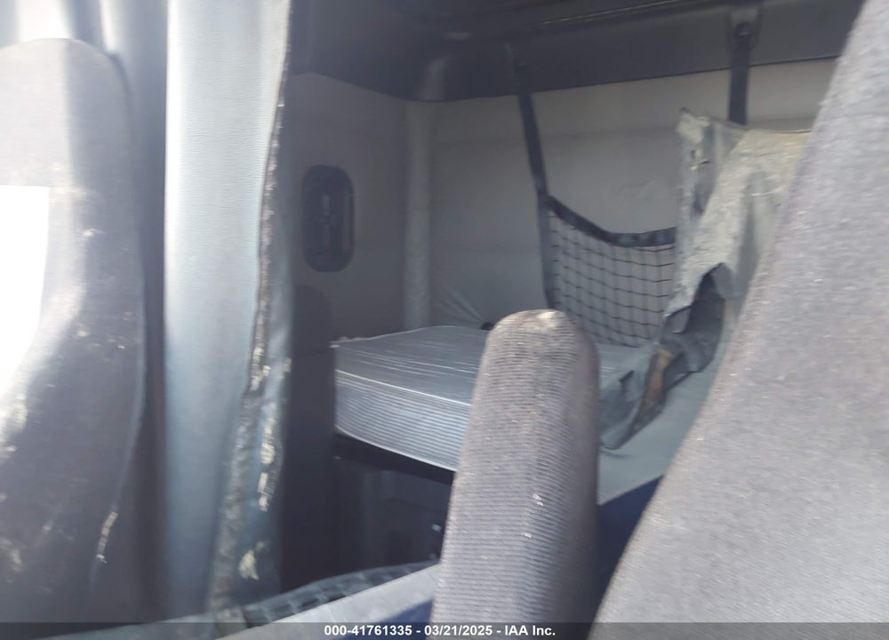 2019 FREIGHTLINER NEW CASCADIA 126 VIN: 1FUJHHDR1KLKF1569
