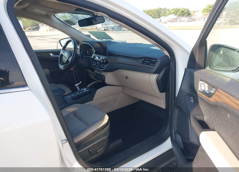 2020 FORD ESCAPE VIN: 1FMCU9J95LUA38352