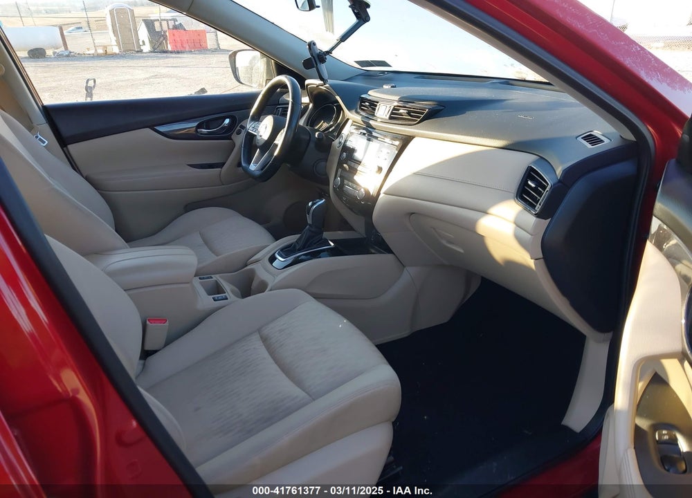 2017 NISSAN ROGUE VIN: JN8AT2MT9HW386670