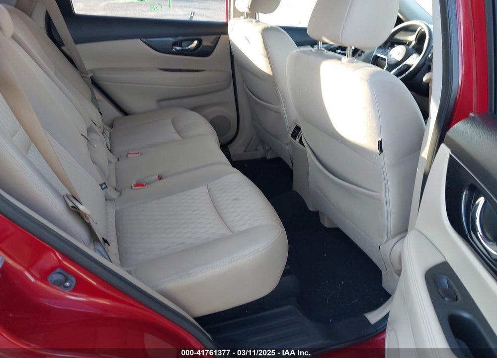 2017 NISSAN ROGUE VIN: JN8AT2MT9HW386670