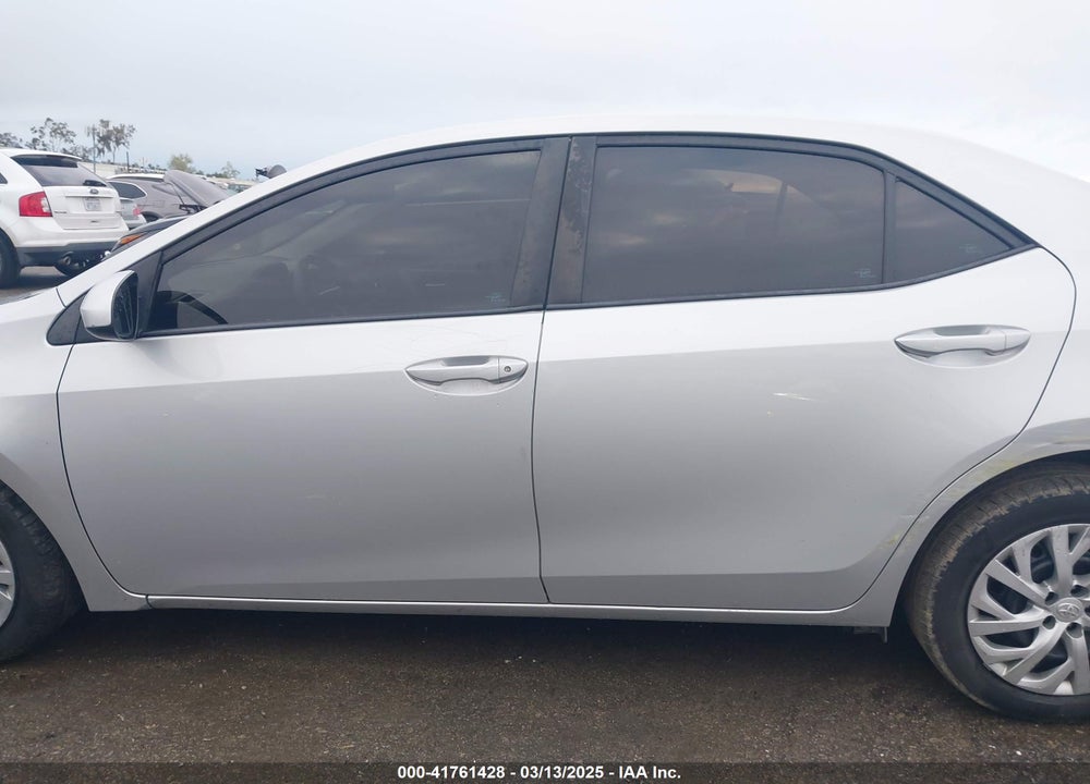 2019 TOYOTA COROLLA VIN: 2T1BURHE5KC239392