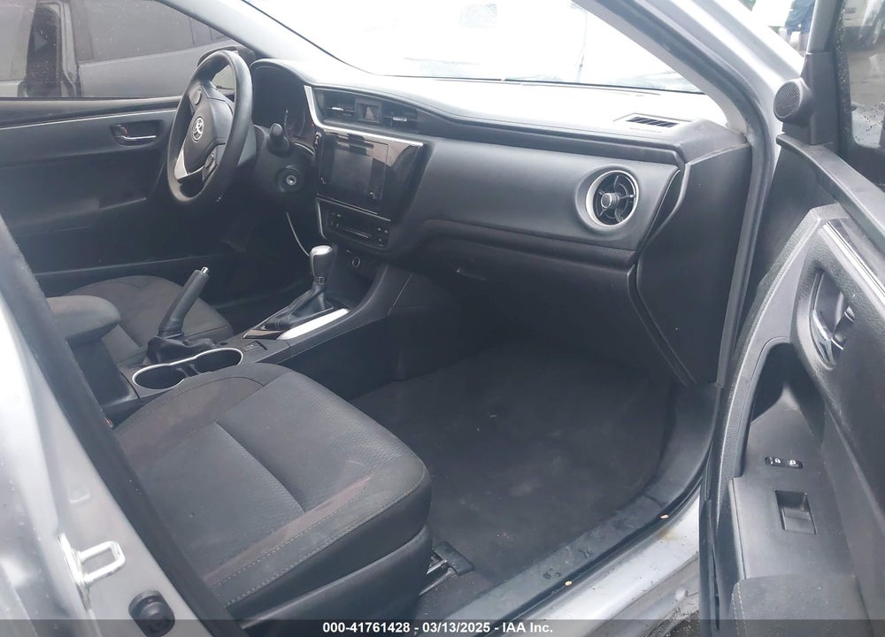2019 TOYOTA COROLLA VIN: 2T1BURHE5KC239392