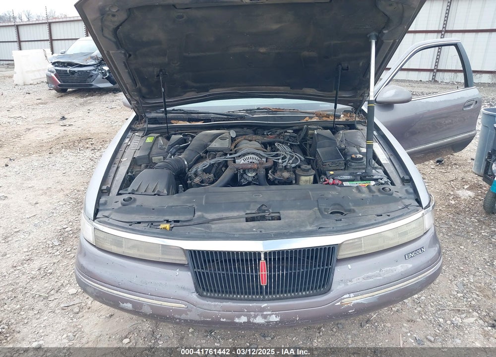 1996 LINCOLN MARK VIII VIN: 1LNLM91V5TY647415
