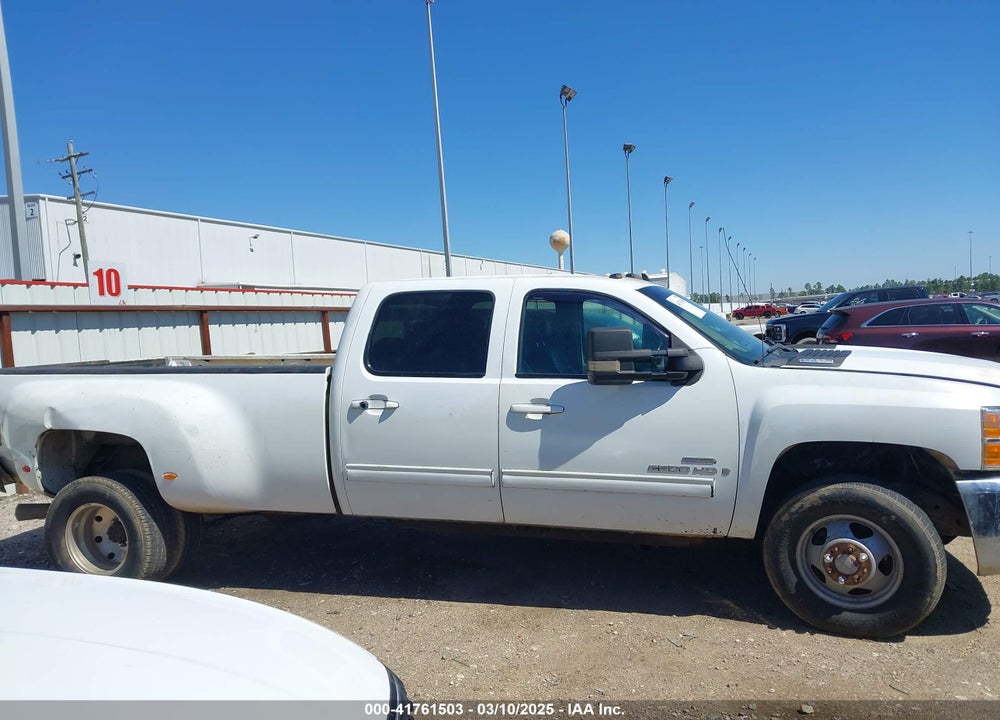 2009 CHEVROLET SILVERADO 3500HD LT VIN: 1GCJK83639F139725