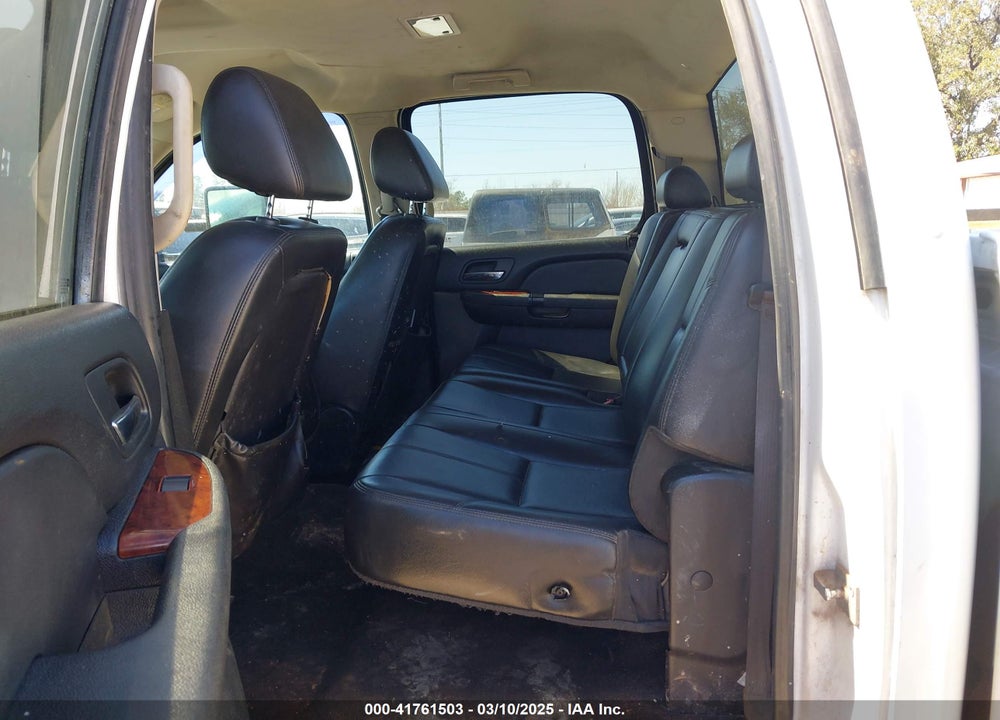 2009 CHEVROLET SILVERADO 3500HD LT VIN: 1GCJK83639F139725