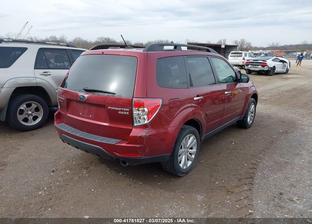 2013 SUBARU FORESTER 2.5X LIMITED VIN: JF2SHAEC0DH436933