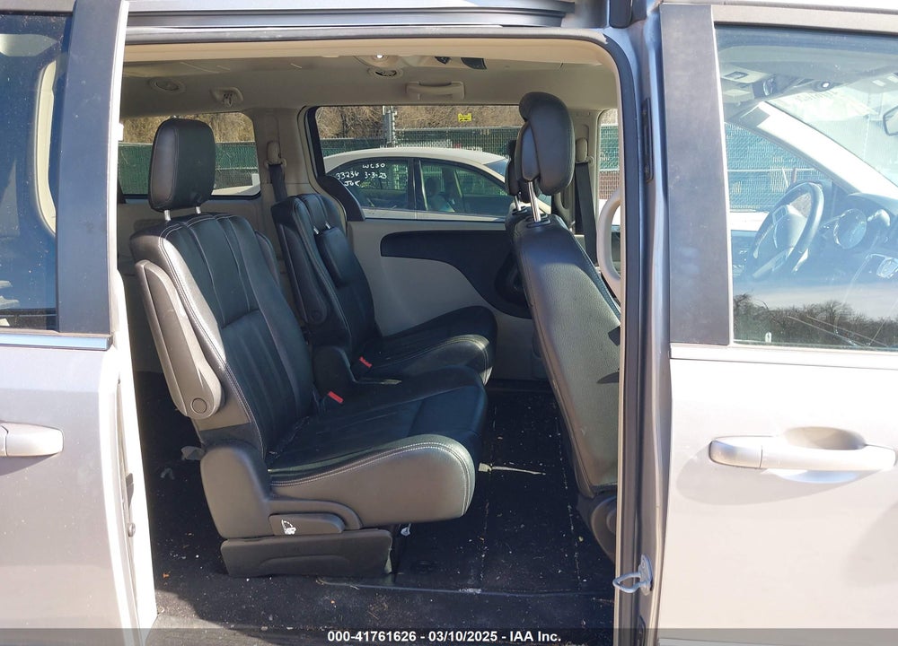 2016 CHRYSLER TOWN & COUNTRY TOURING VIN: 2C4RC1BG1GR286486