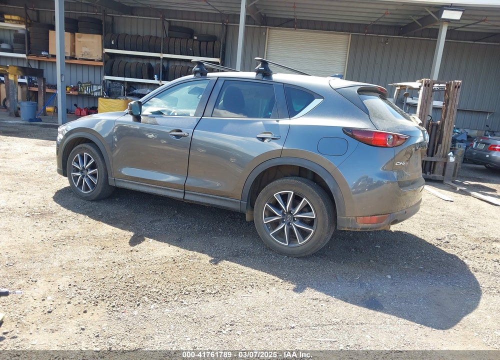 2018 MAZDA CX-5 TOURING VIN: JM3KFACM8J0338749
