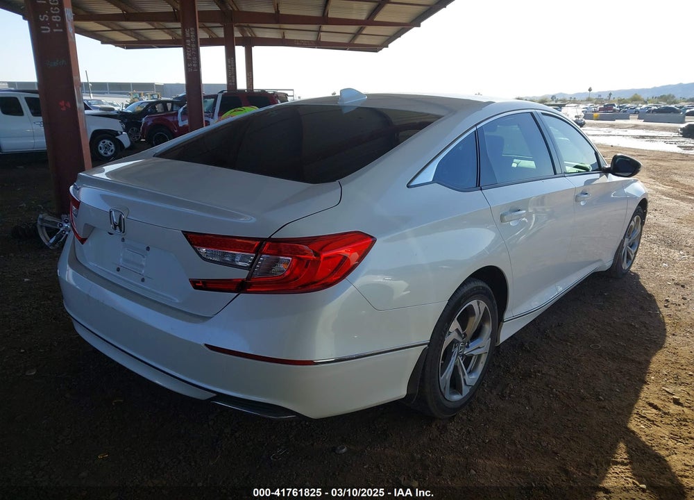 2018 HONDA ACCORD VIN: 1HGCV1F59JA081925